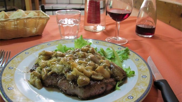 Bistecca (beef) with porchi mushrooms - a totally delicous foodie moment