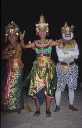 The rich Balinese culture expressed through the Ketchuk dance